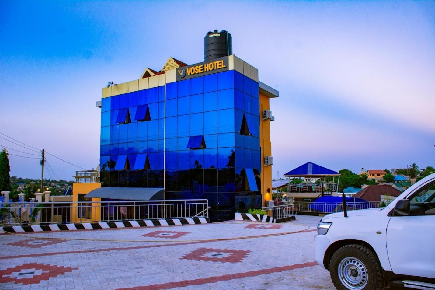 Vose Hotel & Spa Dar-es-Salaam Eksteriør bilde